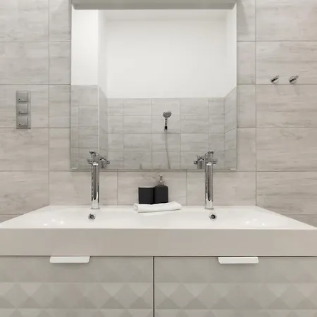 Apartament Designer On The Broadway W 2br, Ac And Panorama Balcony Budapesta
